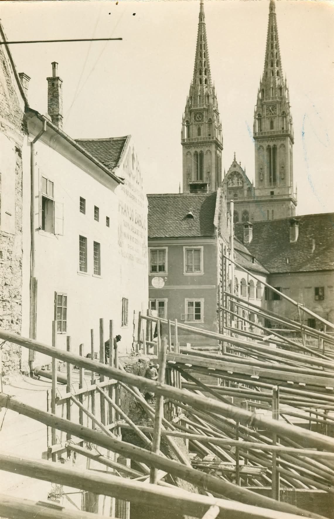 Dolac. Gradilište buduće tržnice 1929. godine (Foto Vladimir Horvat)